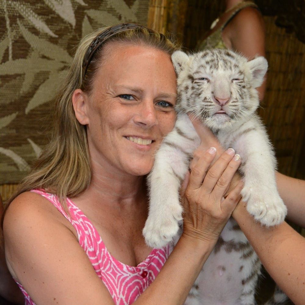 Meet your Posher, Teri